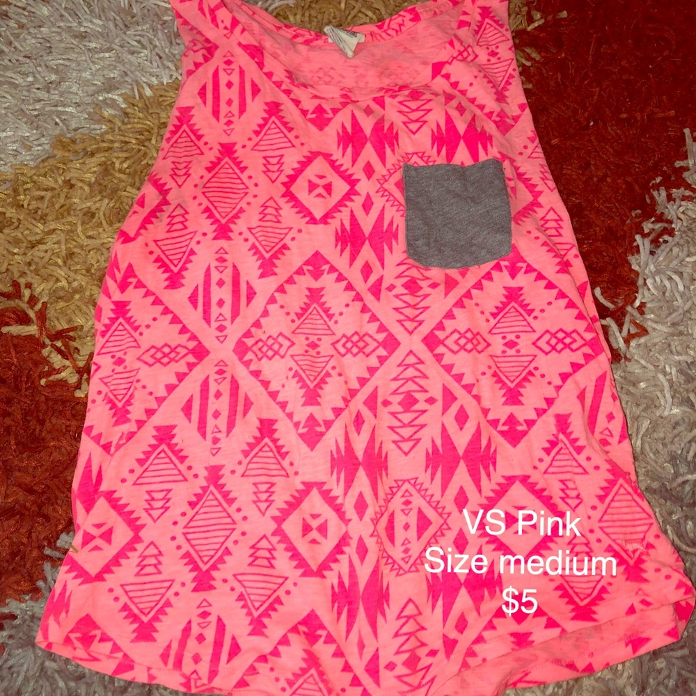 VS pink tank
